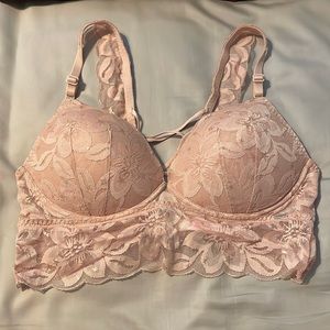 Victoria’s Secret Pale Pink floral lace bra